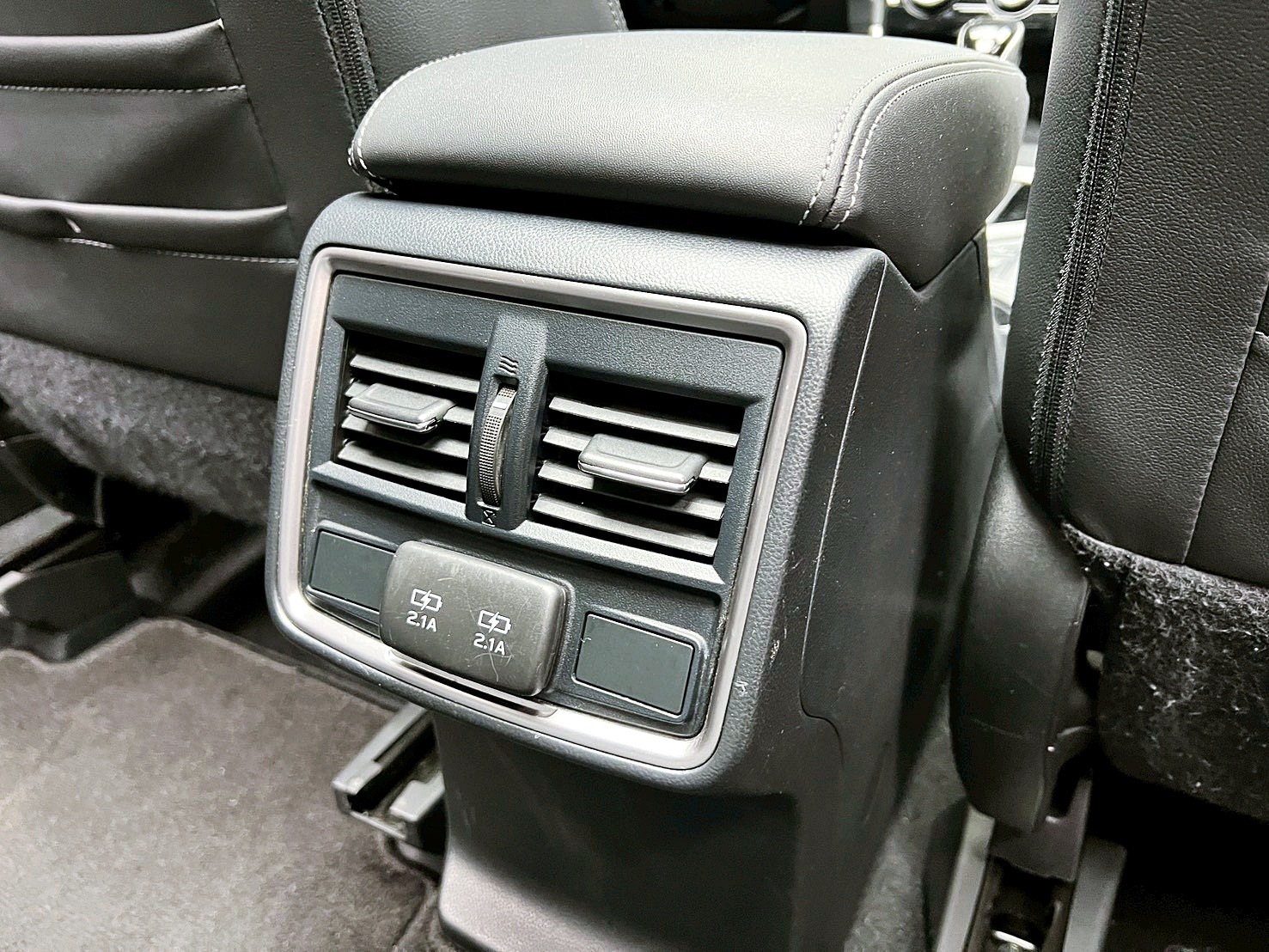 全台到府賞車 2018/19 Subaru Forester i-S EyeSight『小李經理』元禾國際車業/中古車/促銷中  第11張相片