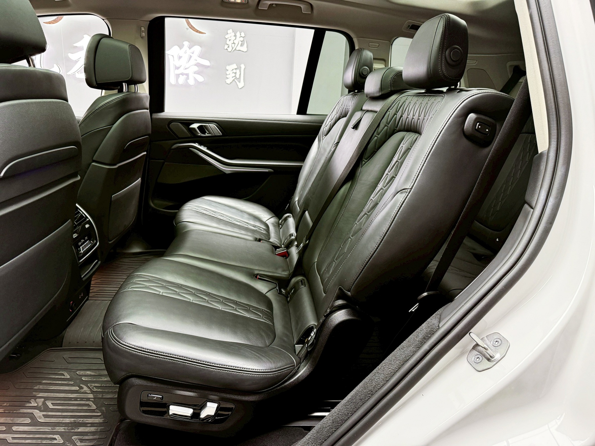 全台到府賞車 2022 BMW X7 xDrive40i G07型 七人座『小李經理』元禾國際車業/中古車/促銷中  第14張相片