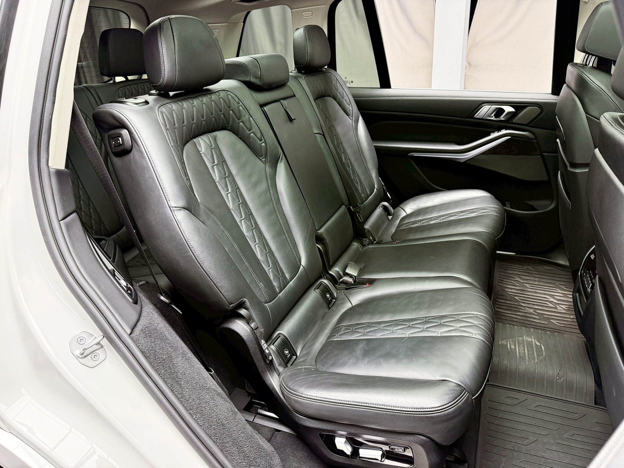 全台到府賞車 2022 BMW X7 xDrive40i G07型 七人座『小李經理』元禾國際車業/中古車/促銷中  第15張相片