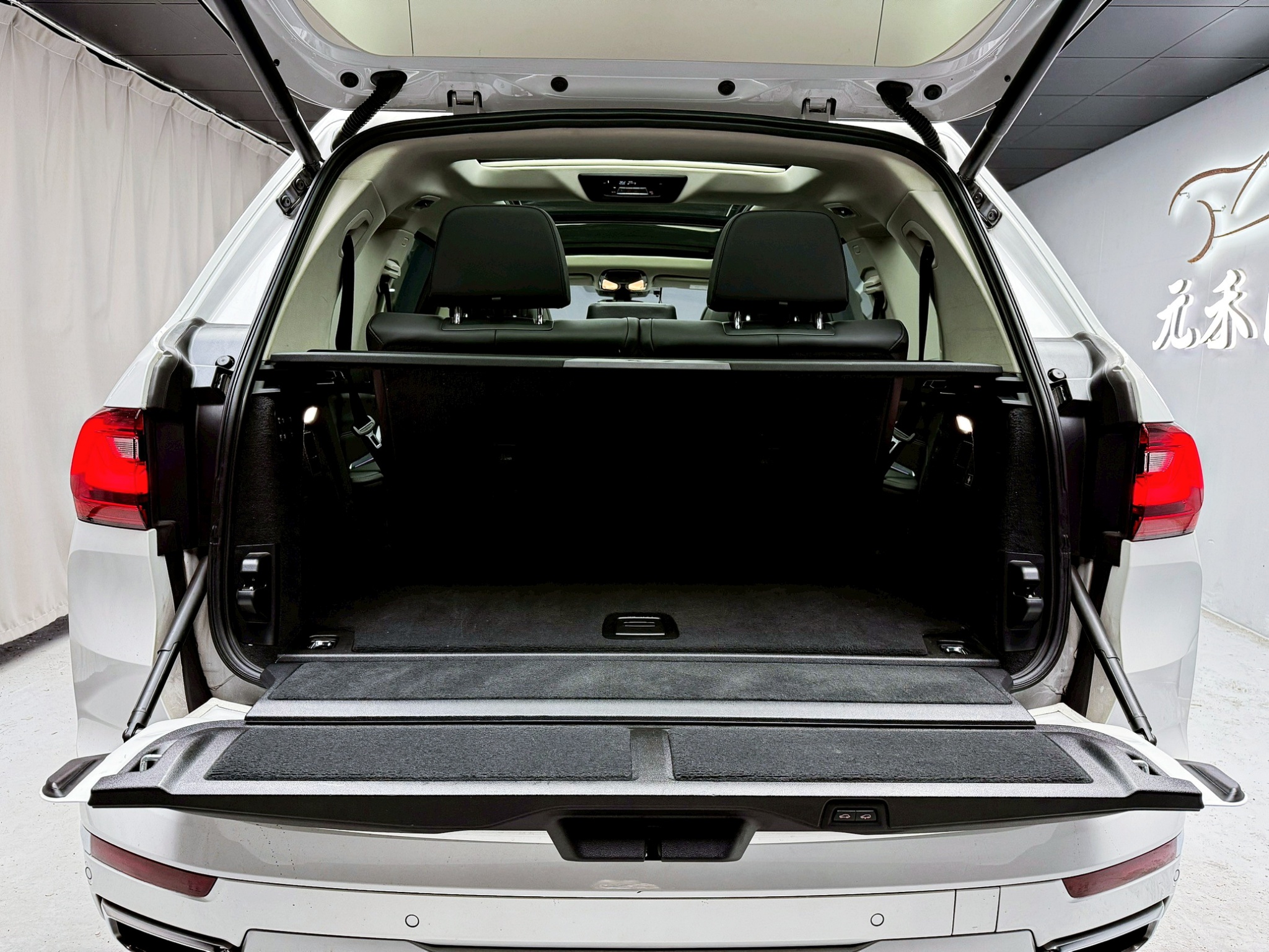 全台到府賞車 2022 BMW X7 xDrive40i G07型 七人座『小李經理』元禾國際車業/中古車/促銷中  第18張相片