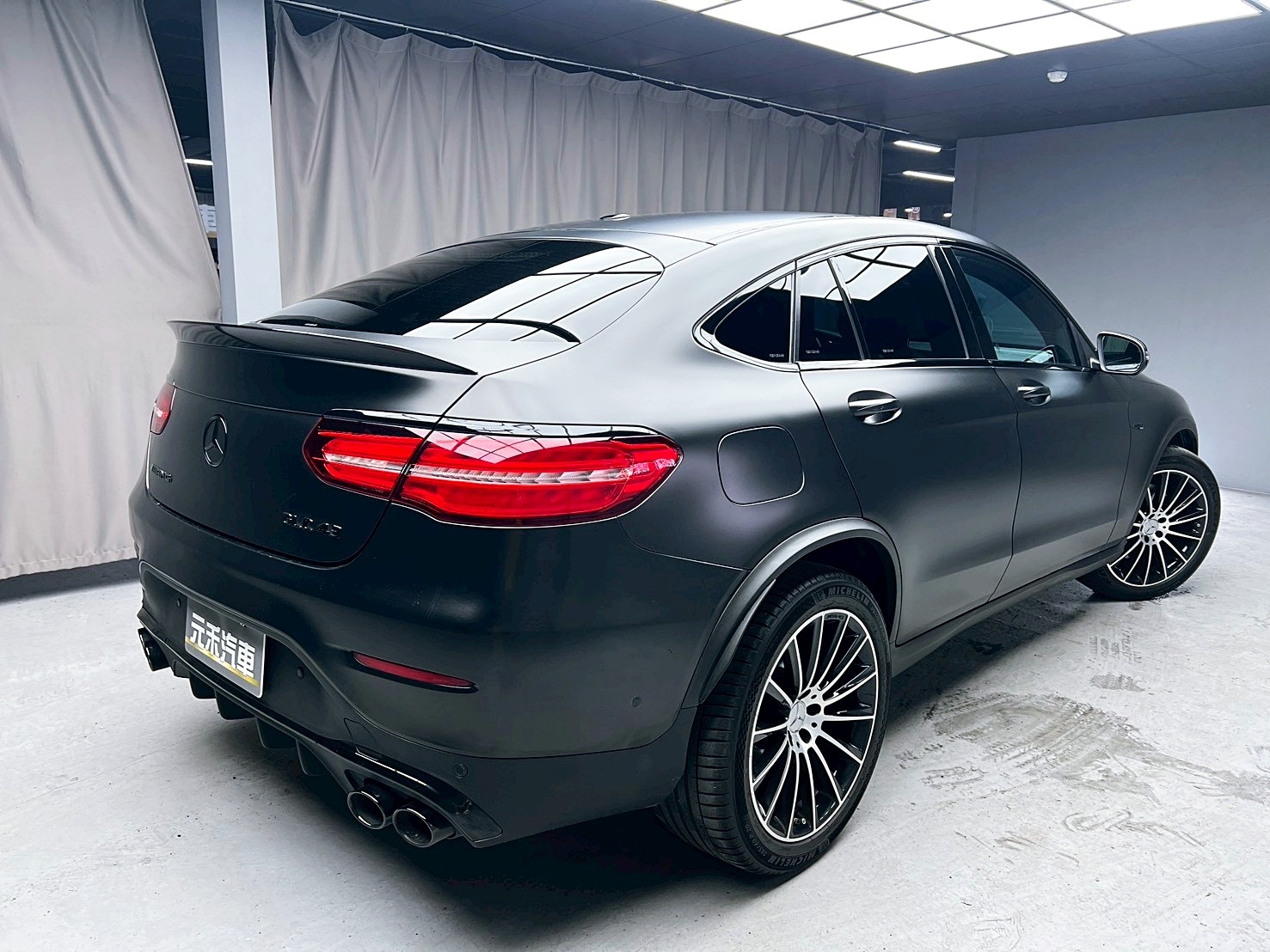全台到府賞車 2017 Benz GLC43 Coupe AMG 4MATIC C253型『小李經理』元禾國際車業/中古車/促銷中  第18張相片
