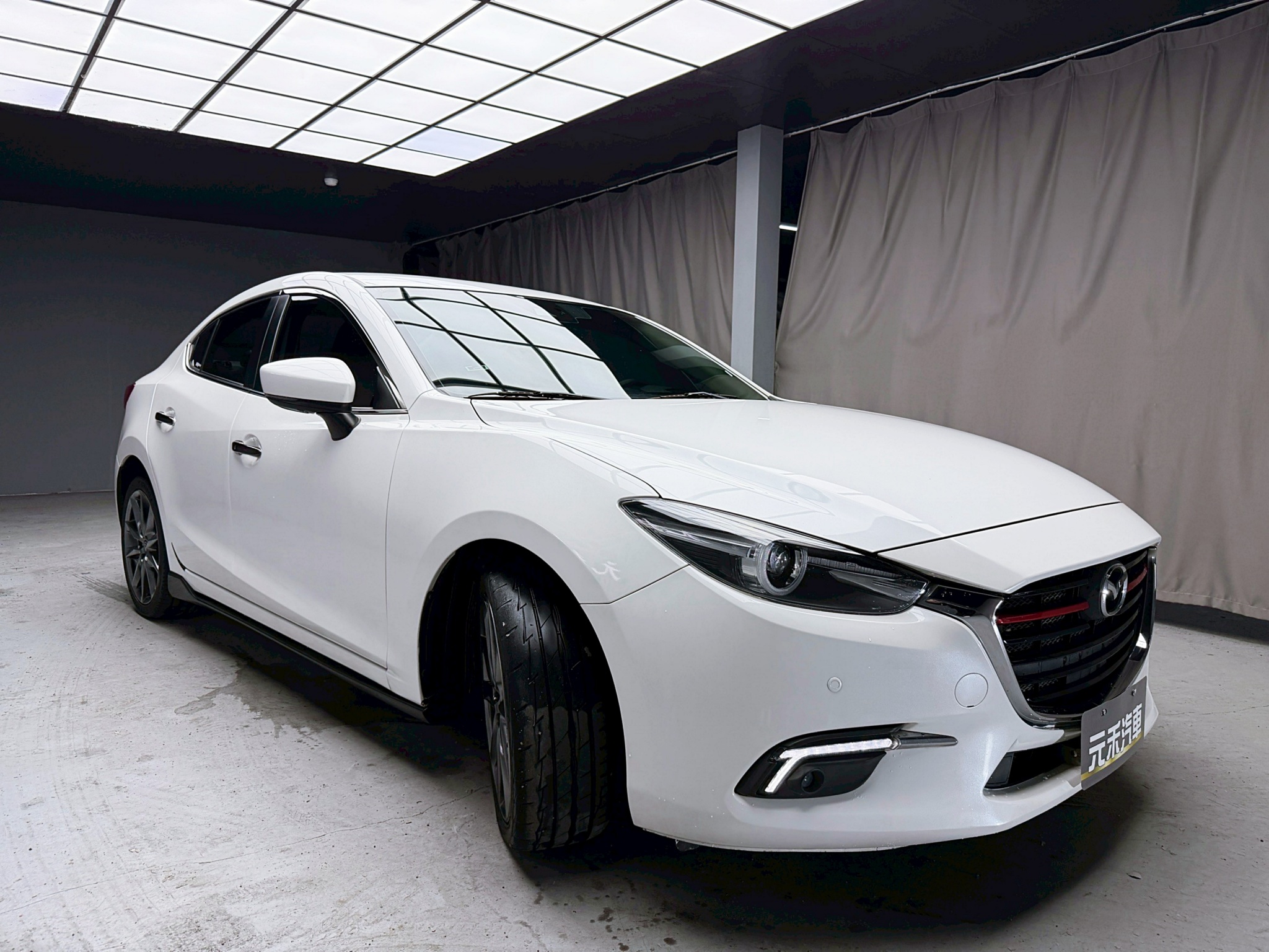 全台到府賞車 2017 Mazda3 4D 旗艦型『小李經理』元禾國際車業/中古車/促銷中  第17張相片