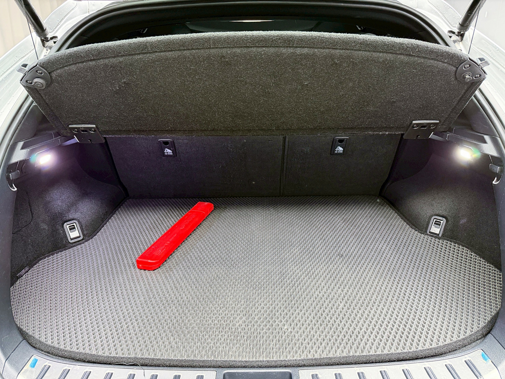 全台到府賞車 2015/16 Lexus NX300h 全景天窗 AWD F-Sport版『小李經理』元禾國際車業/中古車/促銷中  第18張相片