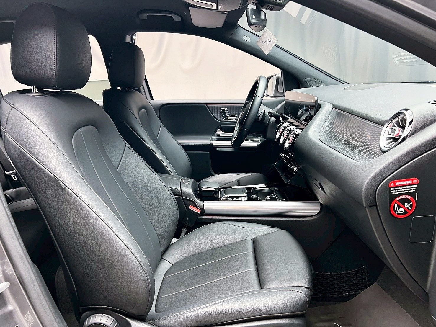 全台到府賞車 2019/20 Benz B200 W247型『小李經理』元禾國際車業/中古車/促銷中  第11張相片