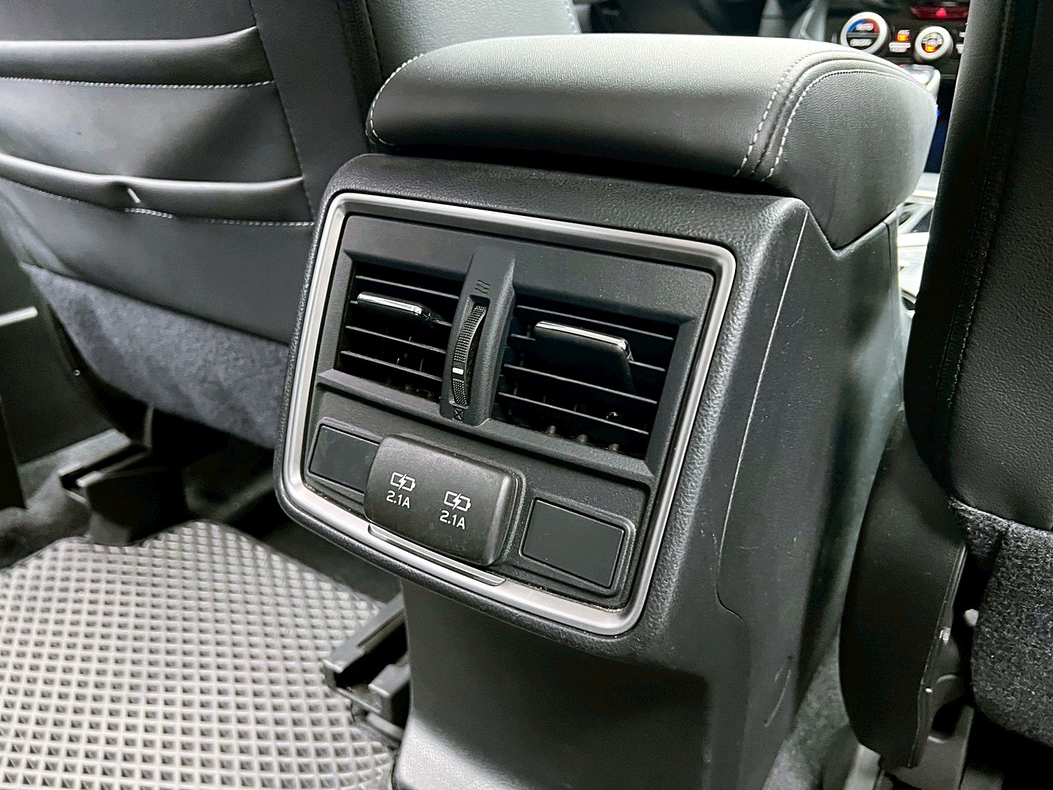 全台到府賞車 2018/19 Subaru Forester i-L EyeSight『小李經理』元禾國際車業/中古車/促銷中  第11張相片