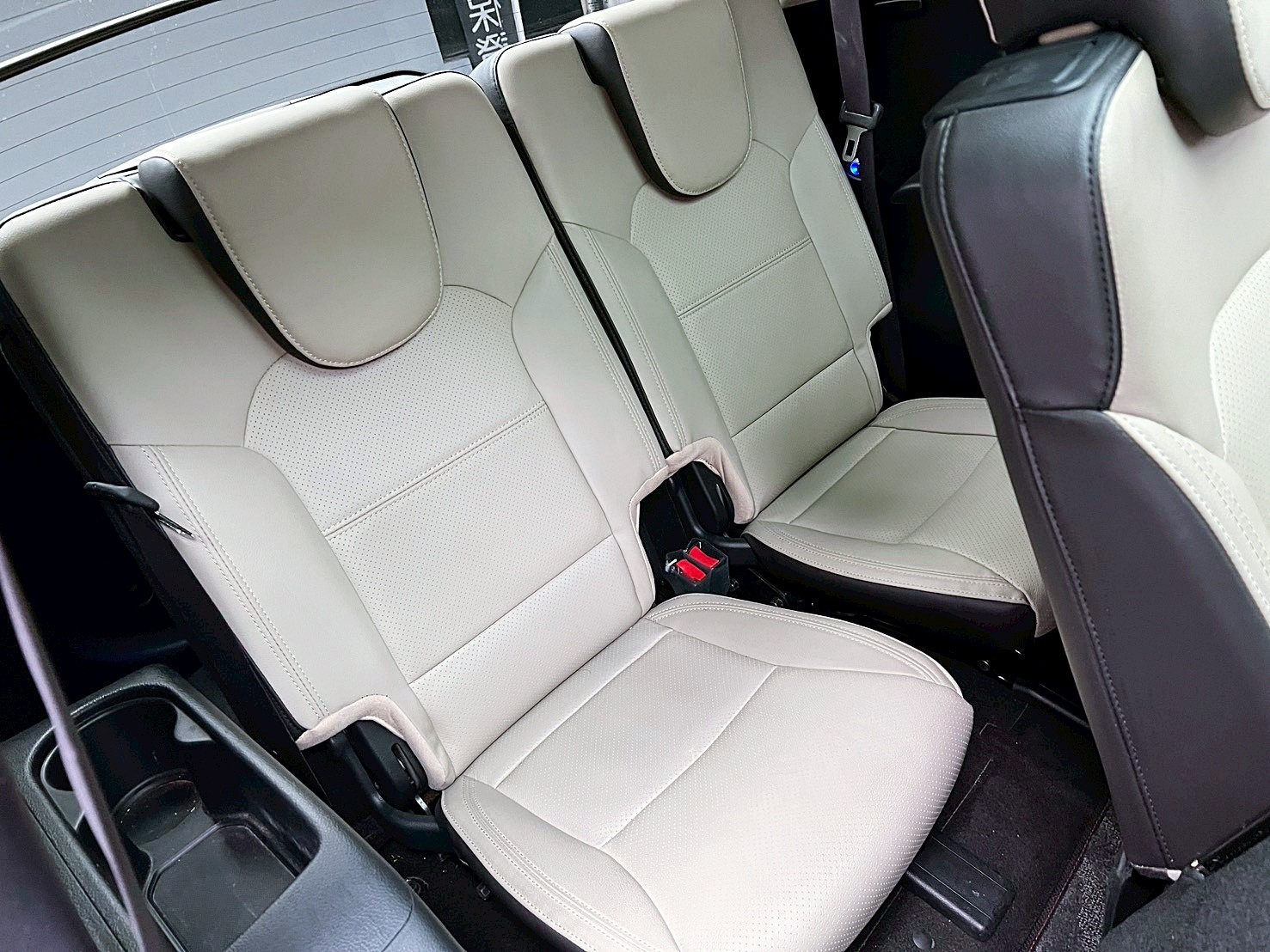 全台到府賞車 2015 Kia Carens 七人座旗艦版『小李經理』元禾國際車業/中古車/促銷中  第11張相片