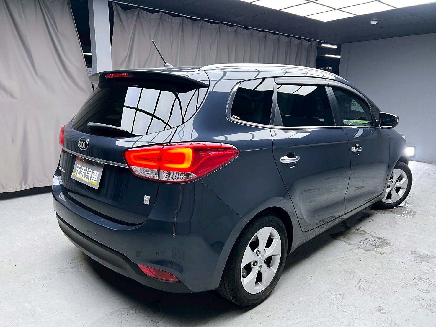 全台到府賞車 2015 Kia Carens 七人座旗艦版『小李經理』元禾國際車業/中古車/促銷中  第20張相片