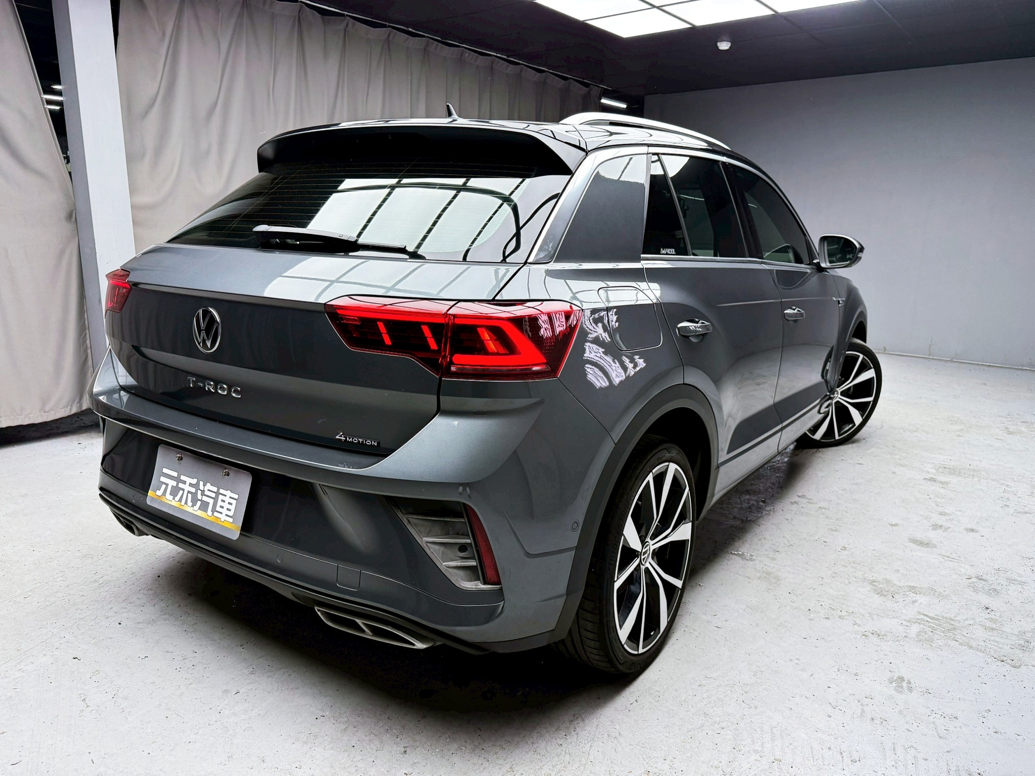 全台到府賞車 2022 Volkswagen T-ROC 330TSI R-Line Performance『小李經理』元禾國際車業/中古車/促銷中  第20張相片