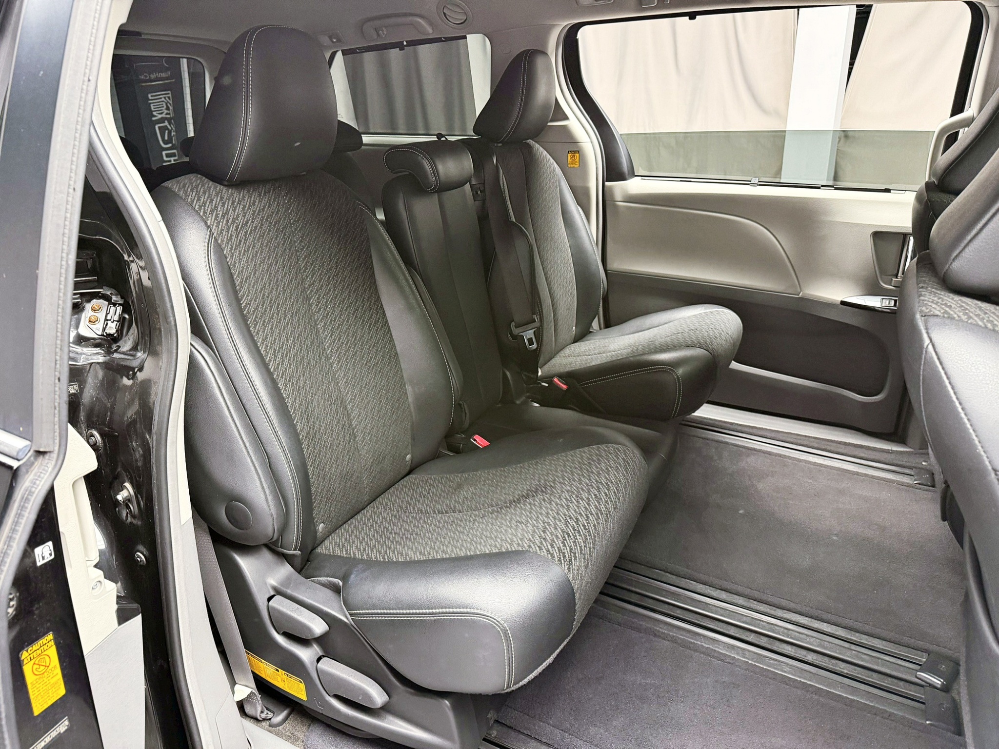 全台到府賞車 2013 Toyota Sienna SE 八人座『小李經理』元禾國際車業/中古車/促銷中  第12張相片