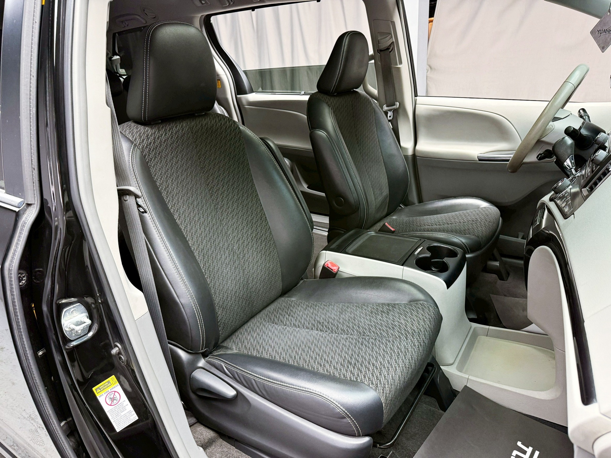 全台到府賞車 2013 Toyota Sienna SE 八人座『小李經理』元禾國際車業/中古車/促銷中  第13張相片