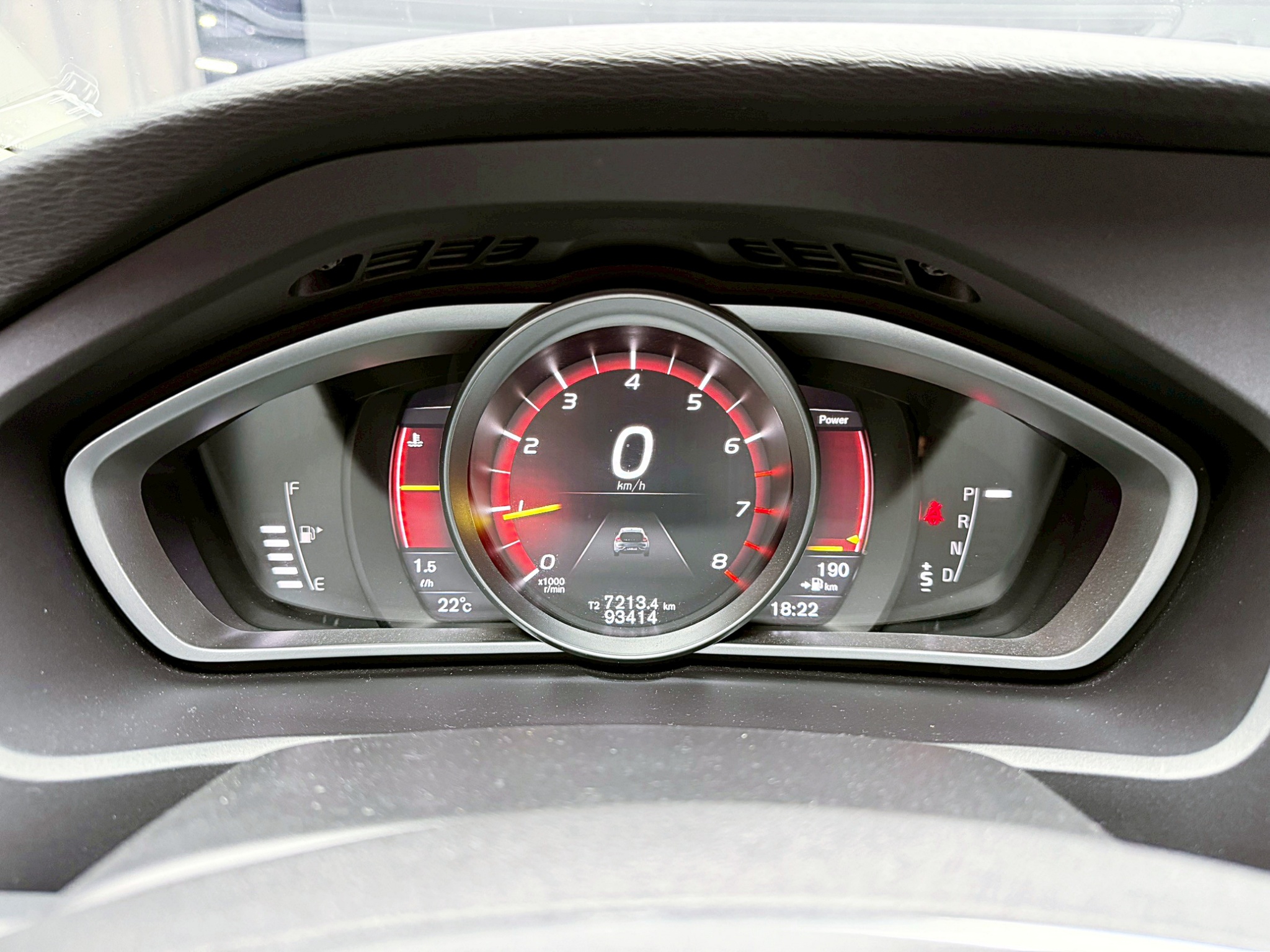 全台到府賞車 2017 Volvo V40 T3 安全旗艦版『小李經理』元禾國際車業/中古車/促銷中  第8張相片