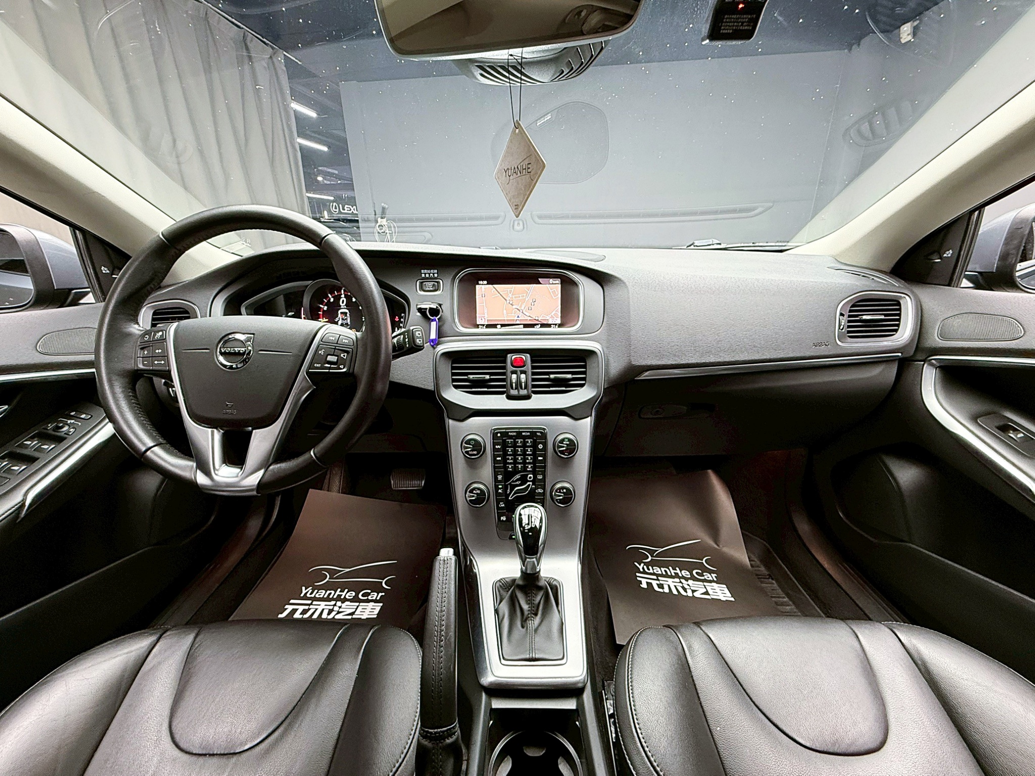 全台到府賞車 2017 Volvo V40 T3 安全旗艦版『小李經理』元禾國際車業/中古車/促銷中  第10張相片