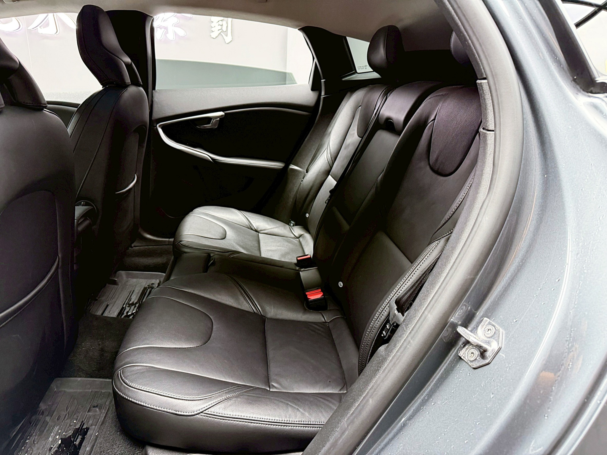 全台到府賞車 2017 Volvo V40 T3 安全旗艦版『小李經理』元禾國際車業/中古車/促銷中  第15張相片