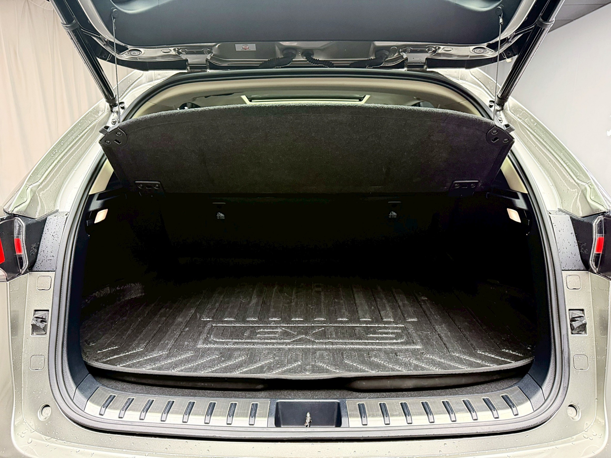 全台到府賞車 2017/18 Lexus NX200 豪華版『小李經理』元禾國際車業/中古車/促銷中  第17張相片