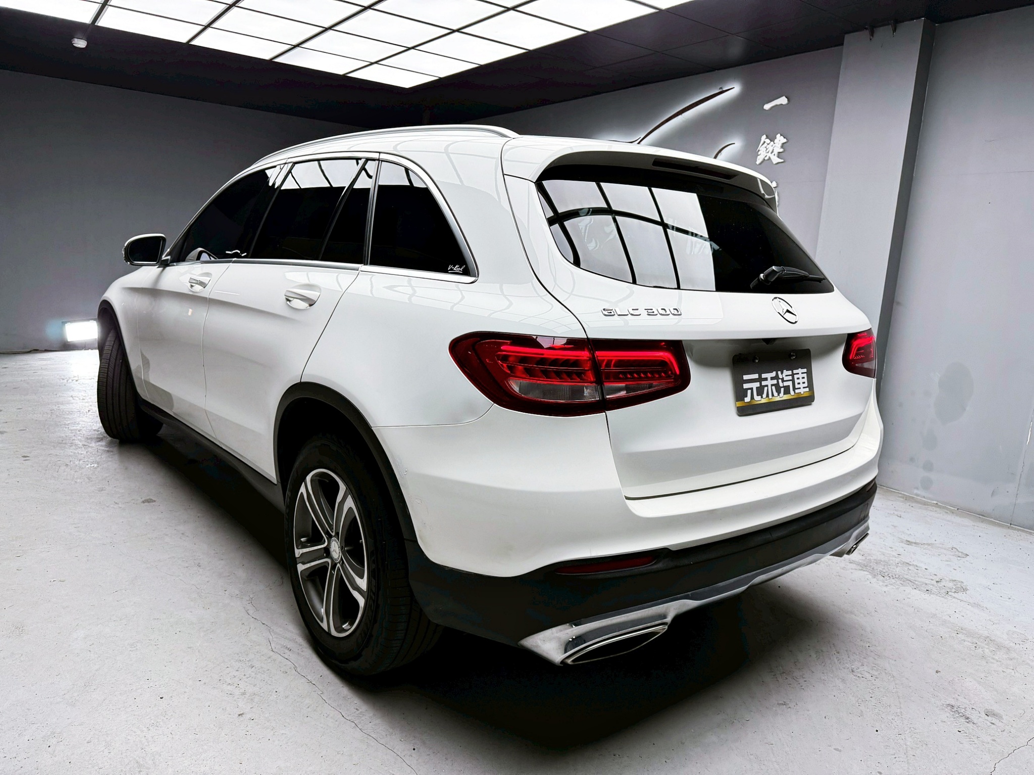 全台到府賞車 2016/17 Benz GLC300 4Matic X253型『小李經理』元禾國際車業/中古車/促銷中  第3張相片