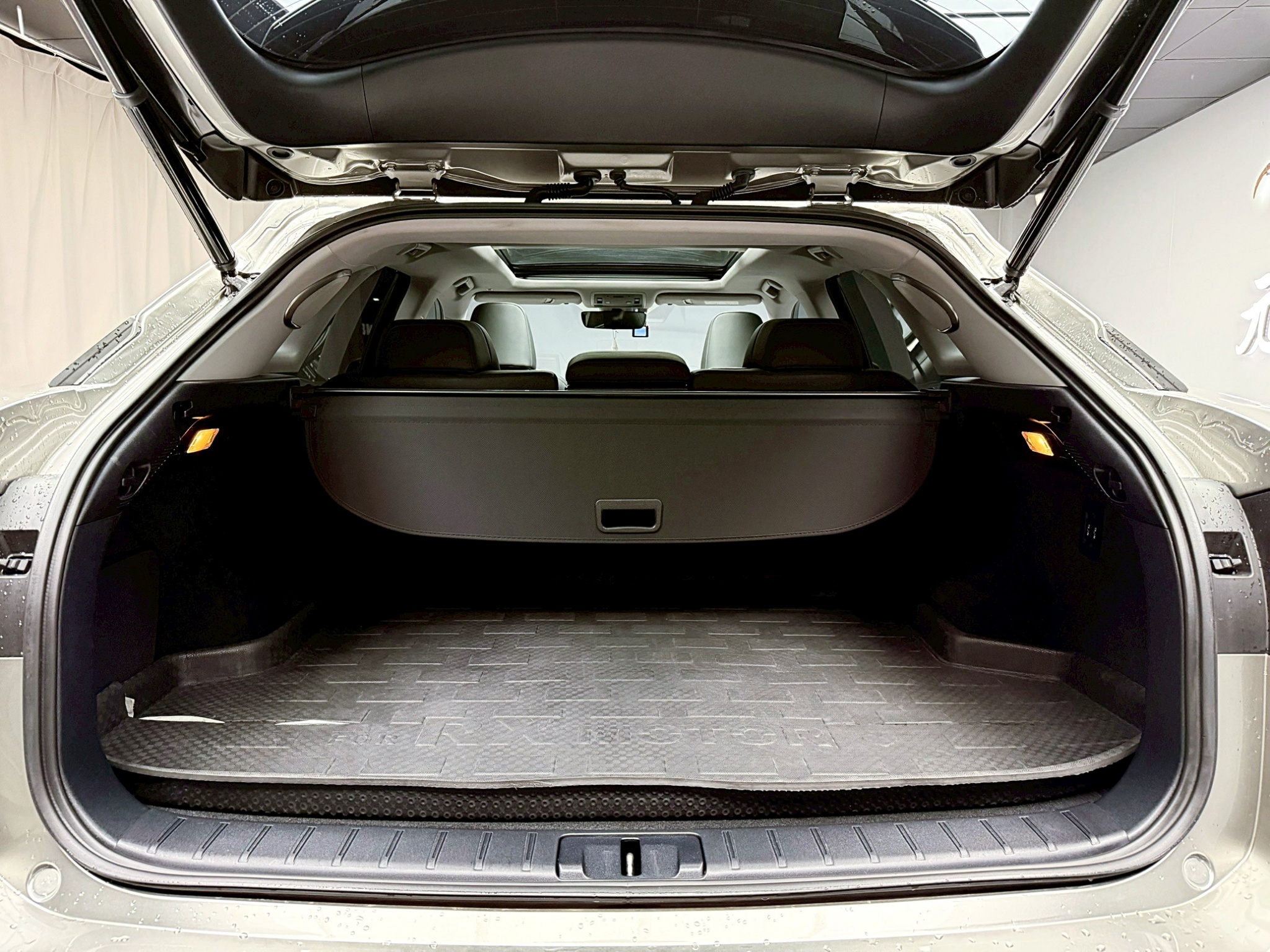 全台到府賞車 2015/16 Lexus RX450h 旗艦版『小李經理』元禾國際車業/中古車/促銷中  第17張相片