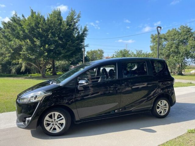 TOYOTA豐田 SIENTA  第2張相片