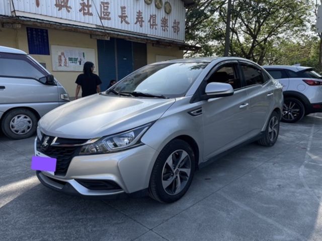 LUXGEN納智捷 S3  第1張相片