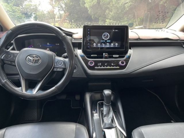 TOYOTA豐田 ALTIS  第3張相片