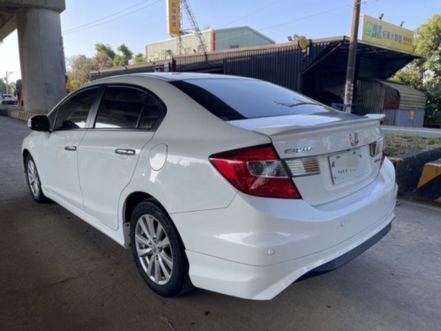 HONDA本田 CIVIC  第2張相片