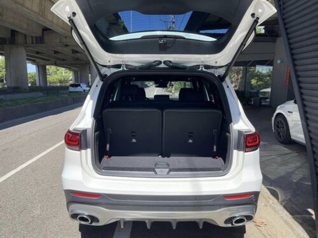 M-BENZ賓士 GLB35 AMG  第6張相片