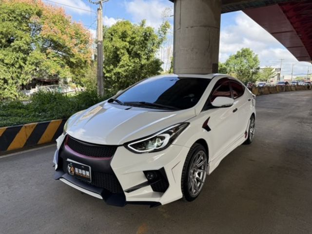 HYUNDAI現代 ELANTRA  第2張相片