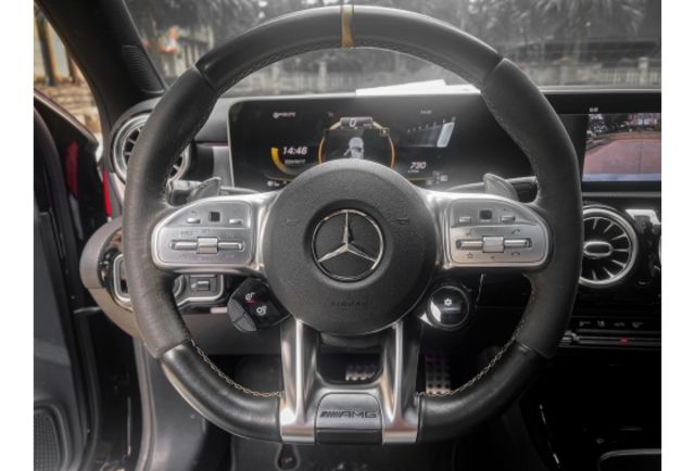 AMG A45 市場稀有僅此一台  第12張相片