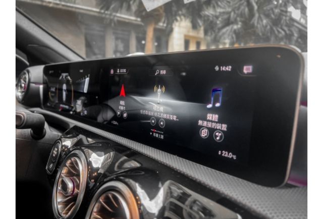 AMG A45 市場稀有僅此一台  第13張相片