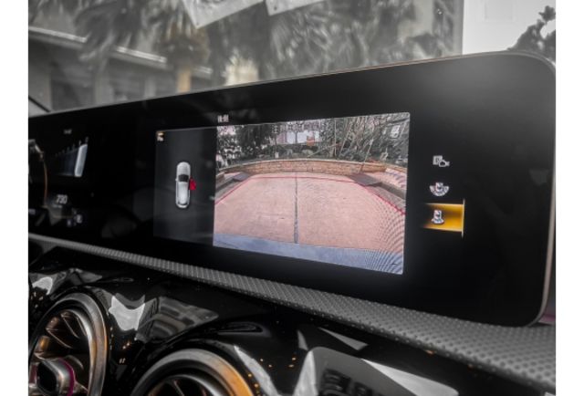 AMG A45 市場稀有僅此一台  第15張相片