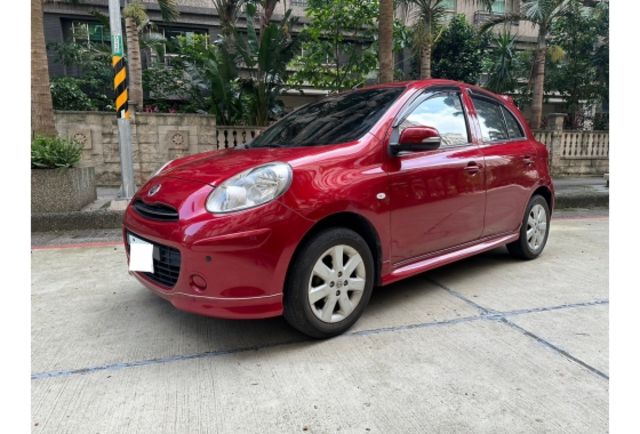 2013 NISSAN MARCH  第3張相片