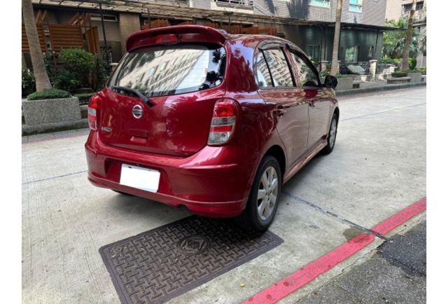 2013 NISSAN MARCH  第5張相片