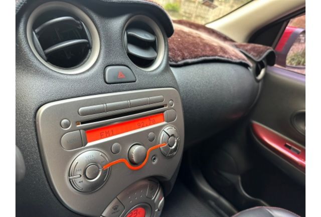 2013 NISSAN MARCH  第10張相片