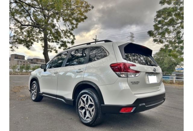 Subaru FORESTER  第4張相片