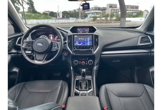 Subaru FORESTER  第10張相片