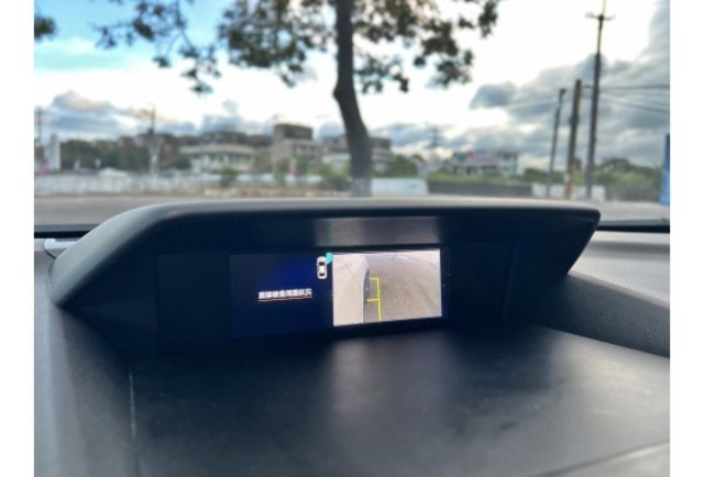 Subaru FORESTER  第13張相片