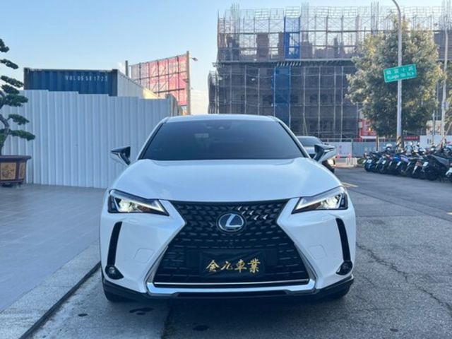 LEXUS凌志 UX200  第3張相片