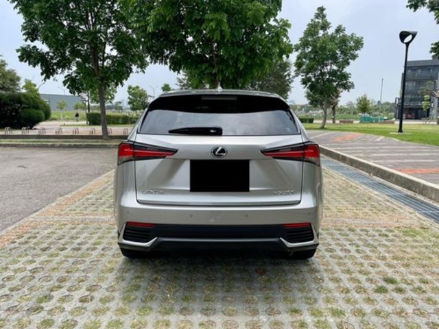 LEXUS凌志 NX200  第4張相片