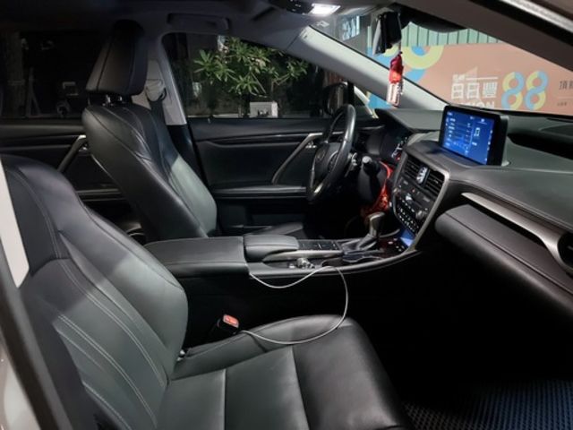 LEXUS凌志 RX300  第10張相片