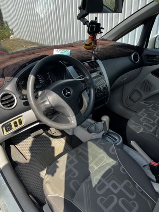MITSUBISHI三菱 COLT PLUS  第6張相片