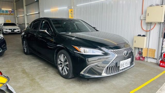 LEXUS凌志 ES200  第1張相片