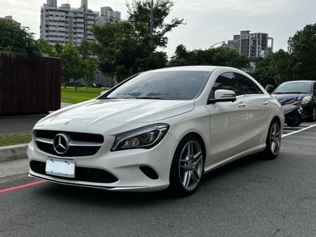 M-BENZ賓士 CLA200  第1張相片