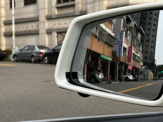 M-BENZ賓士 CLA200  第13張相片