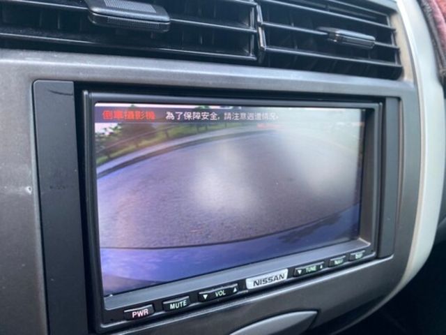 NISSAN日產 LIVINA  第11張相片