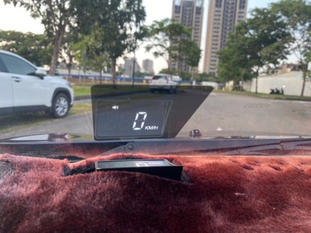 NISSAN日產 LIVINA  第12張相片