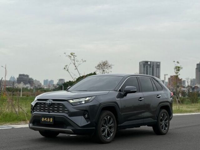 TOYOTA豐田 RAV4  第1張相片