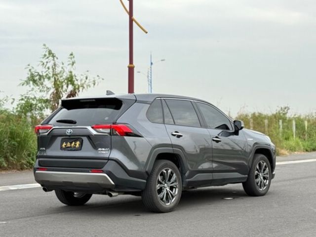 TOYOTA豐田 RAV4  第4張相片