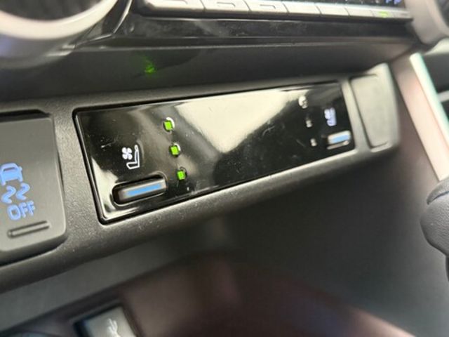 TOYOTA豐田 RAV4  第12張相片