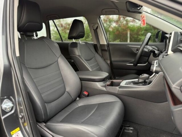 TOYOTA豐田 RAV4  第15張相片