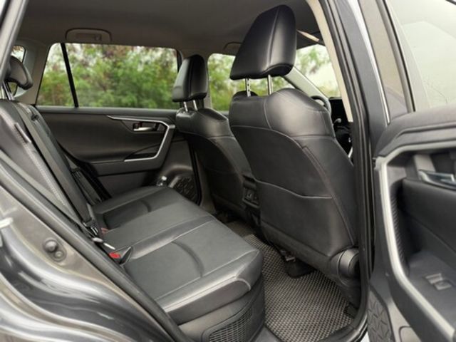TOYOTA豐田 RAV4  第16張相片