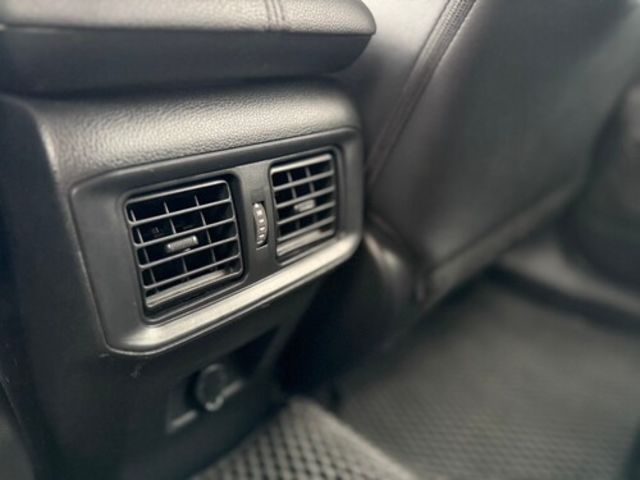TOYOTA豐田 RAV4  第18張相片